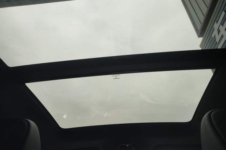 Used Geely Auto Coolray 2019 Sport Model 260T DCT Battle China V Standard Headliner