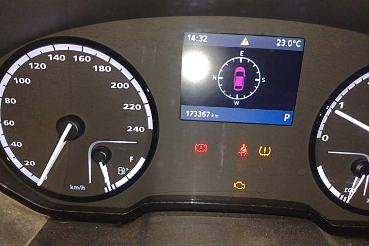 Used Qoros 3 2014 Hatchback 1.6L Automatic Zhiyue Enhanced Model
