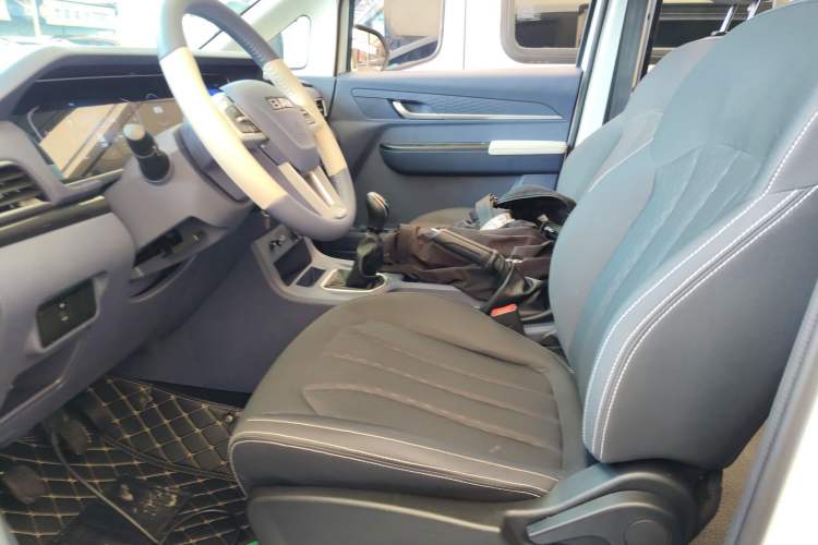 Used BAW Ruisheng Ace M7 2025 1.6L Manual Standard Wheelbase Comfort Version 5 Seats Left Front Seat