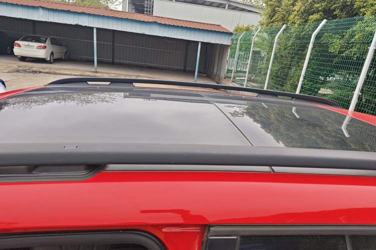 Used Jeep Renegade 2019 220T Automatic Leading Edition Roof