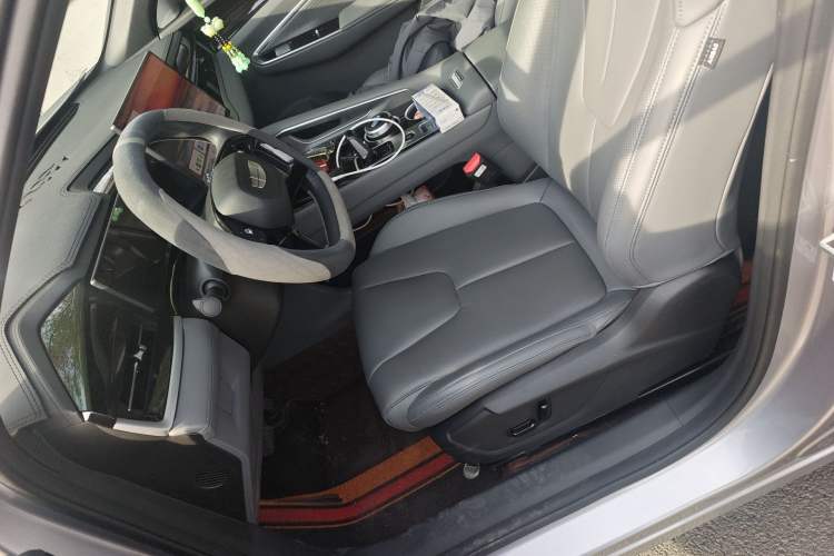 Used Geely Auto Emgrand X7 Sport 2026 Model 1.5TD Aspirational