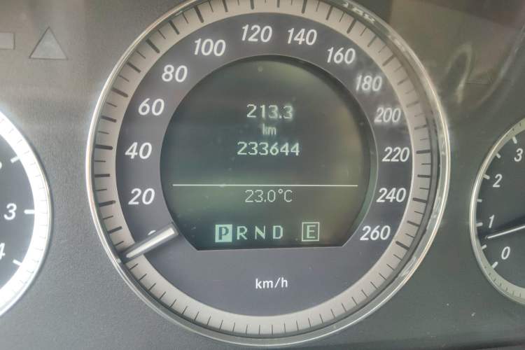 Used Mercedes-Benz E-Class 2010 E 260 L CGI Elegant Model