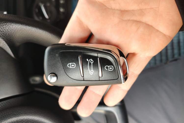 Used Kia Pegas 2020 Revised Version 1.4L Automatic Comfortable with Sunroof
