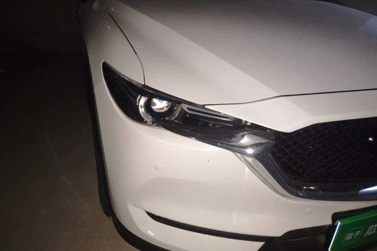 Used Mazda CX-5 2017 2.0L Automatic 2WD Smart Enjoyment Version China V Standard Right Front Headlight