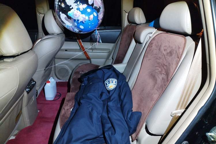 Used Toyota Highlander 2013 2.7L Two-Wheel Drive 7-Seater Zijin Edition
