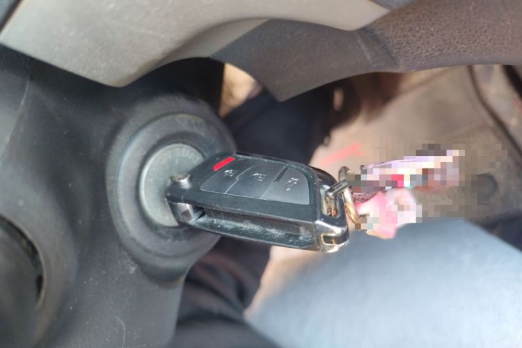 Used Nissan Sylphy 2012 Classic 1.6XE Automatic Comfort Edition Vehicle Key