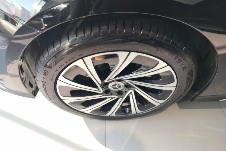 Used Mercedes-Benz E-Class 2025 E 300 L Luxury Model
