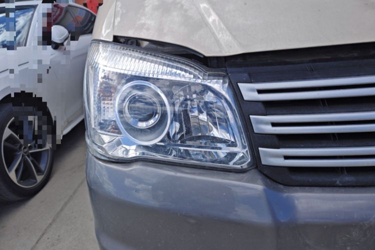 Used FORTHING Lingzhi 2017 Restyled M3L 1.6L 7-Seater Comfort Version
