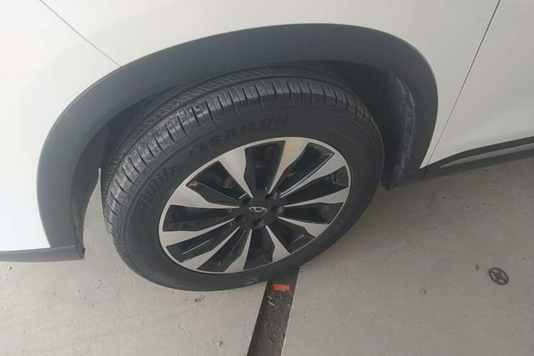 Used Chery Tiggo 8 PLUS 2025 290TGDI DCT Prestige 5-Seater