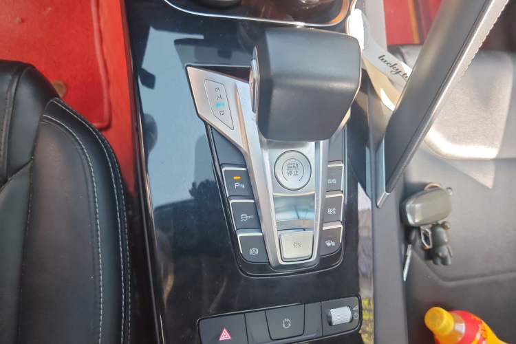 Used BYD Song Pro 2019 1.5T Automatic Elite Edition Gear Lever