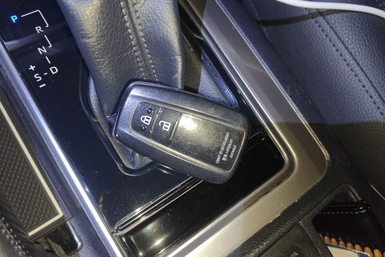 Used Toyota Prado 2018 3.5L Automatic TX-L with Rear-Mounted Spare Tire
