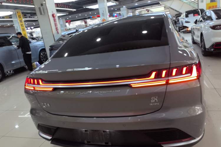 Used BYD Han 2020 EV Four-Wheel Drive High-Performance Flagship Model
