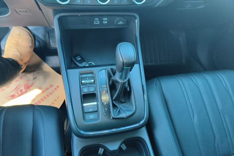 Used Honda Breeze 2023 240TURBO Two-Wheel-Drive Luxury Edition 5 Seats