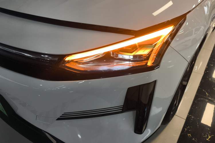 Used Geely Galaxy L6 2023 60km PLUS Left Front Headlight