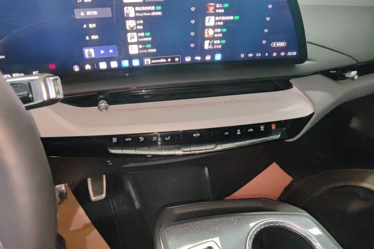 Used Cadillac OPTIQ 2024 Standard Range Version