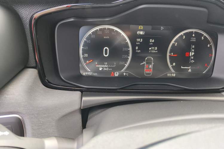 Used Lynk & Co 03 2018 1.5TD DCT JingPro Edition China V Standard Odometer Close Up