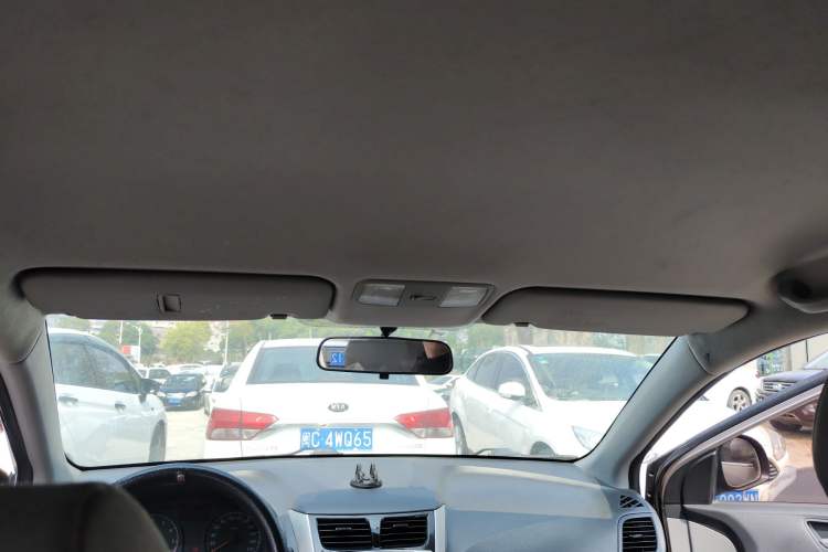 Used Hyundai Verna (older generation) 2014 1.4L Automatic Smart GLS Headliner