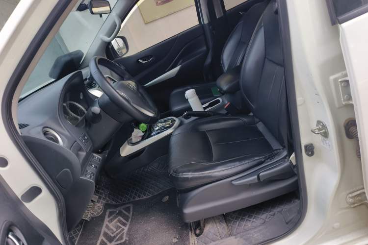 Used Nissan Terra 2020 2.5L XL Upper 4WD Automatic Four-Wheel Drive Luxury Edition Left Front Seat