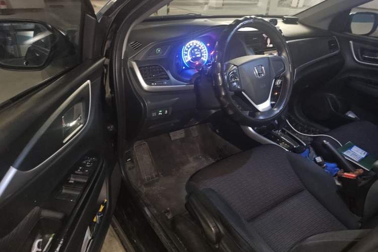 Used Honda Crider 2016 1.8L CVT Luxury Edition
