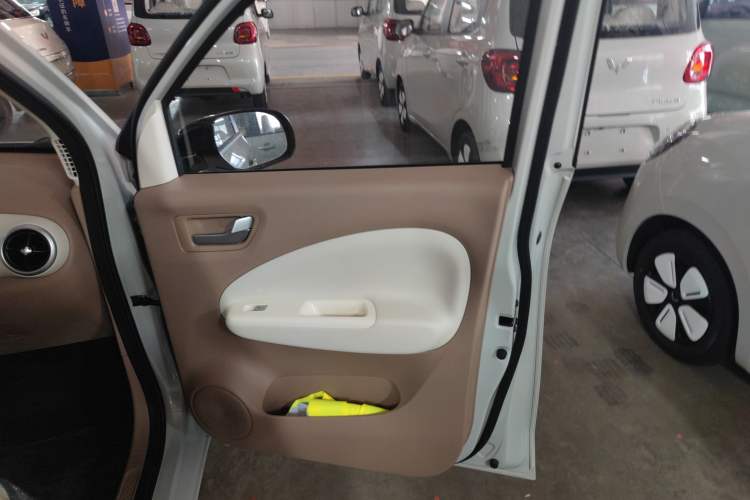 Used Wuling Hongguang MINIEV 2025 Four-Door Version Advanced Edition