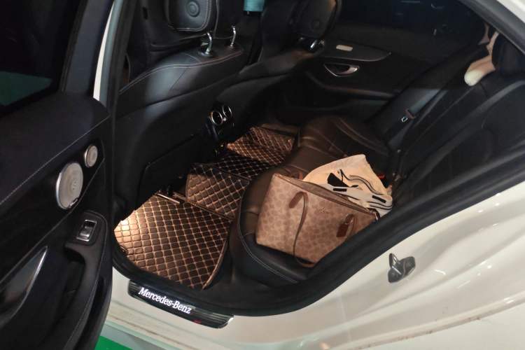 Used Mercedes-Benz C-Class 2021 C 260 L Sport Edition Star Collection Left Rear Seat