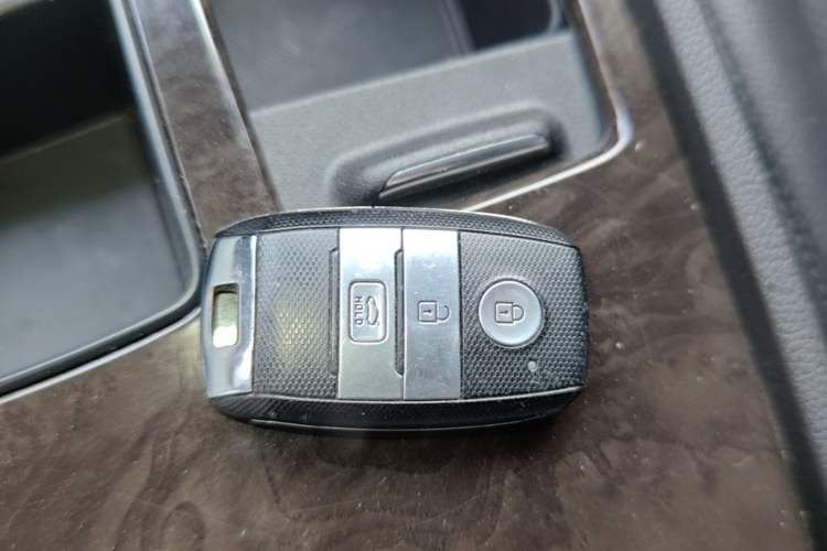 Used Kia K5 2016 1.6T Automatic LUX
