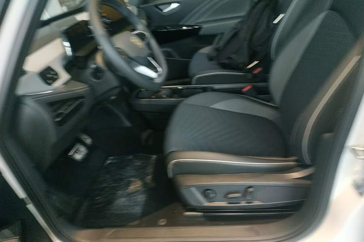 Used Volkswagen ID.3 2024 Outstanding Edition Left Front Seat