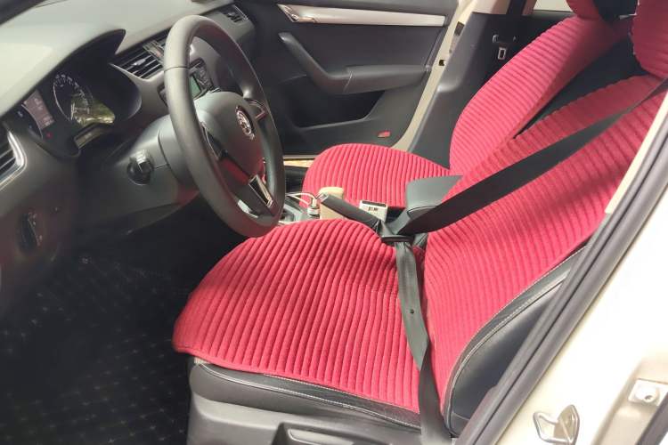 Used Skoda Octavia 2017 1.6L Automatic Chuanxing Edition
