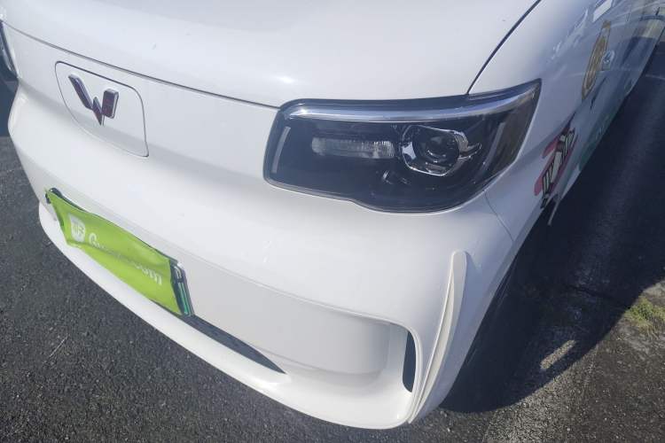 Used Wuling Zhiguang New Energy 2025 Comfort Model Left Front Headlight