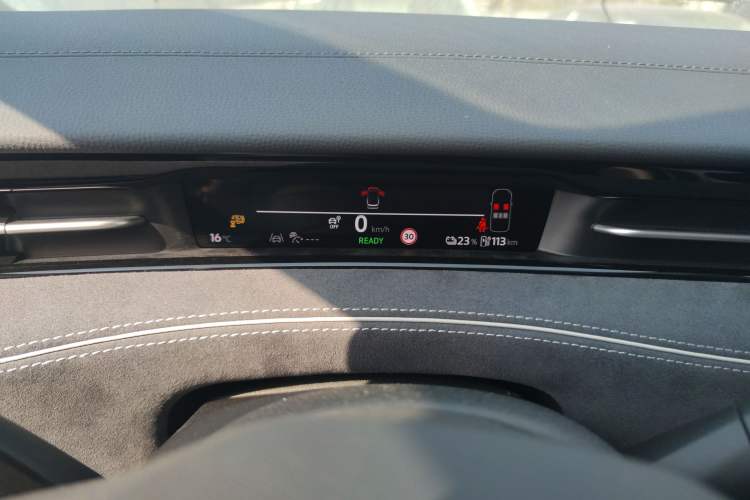 Used Volkswagen ID.7 VIZZION 2024 PRO Model Instrument Cluster