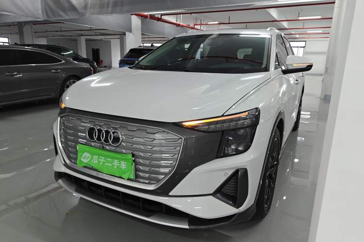 Used Audi Q5 e-tron 2023 40 e-tron Starry Edition Mecha Kit