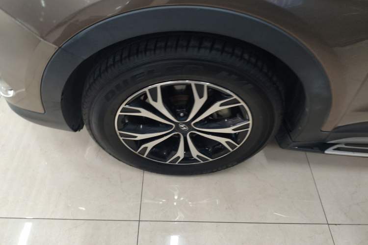 Used Hyundai Santa Fe 2017 2.0T Automatic Two-Wheel Drive Smart Version 7 Seats
