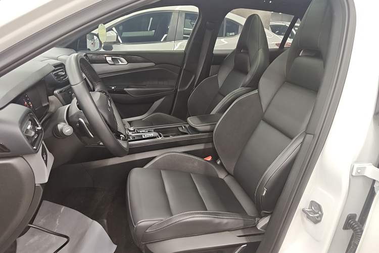 Used Lynk & Co 03 2022 1.5TD DCT JingPlus
