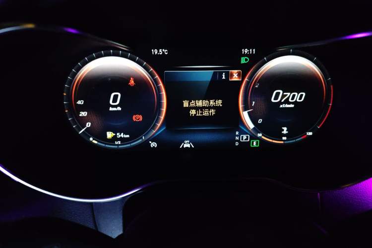 Used Mercedes-Benz GLC 2020 Facelifted GLC 300 L 4MATIC Luxury Edition
