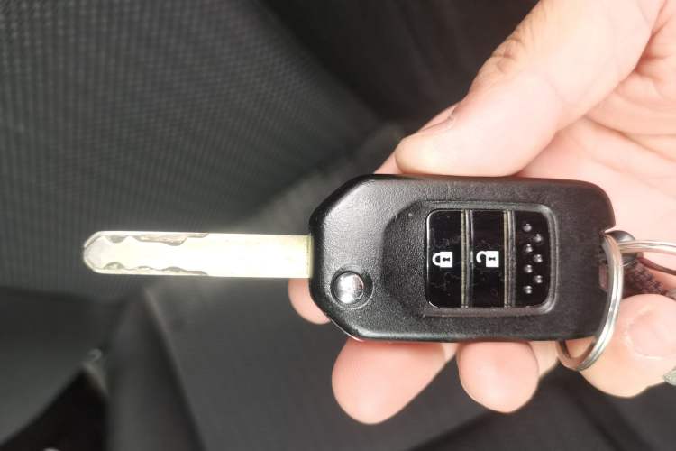 Used Honda Vezel 2017 1.5L CVT 2WD Comfort Model Vehicle Key