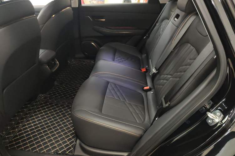 Used Baojun Enjoy 2025 All-Electric 600km Standard Version