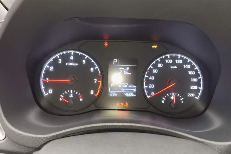 Used Hyundai Verna (new generation) 2016 1.4L Automatic Cool Edition GLS Instrument Cluster