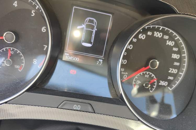 Used Volkswagen Golf Sportsvan 2016 230TSI Manual Entry-Level Trim