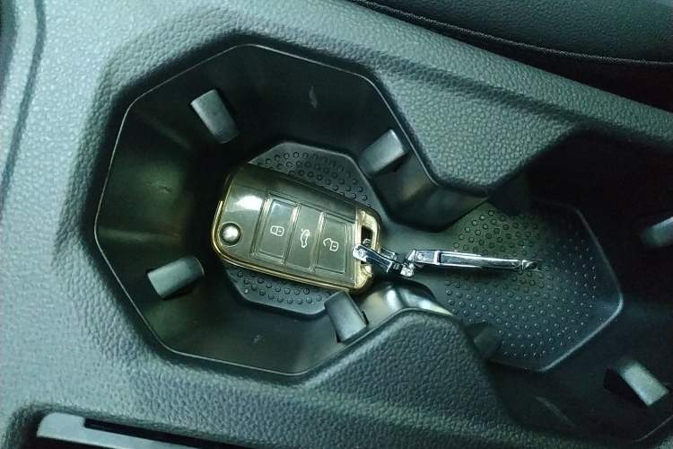 Used Volkswagen Lavida 2024 1.5L Automatic Starry Sky 5 Million Edition Vehicle Key