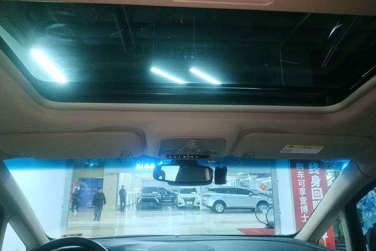 Used Buick GL8 2018 ES 28T Flagship Model China VI Standard
