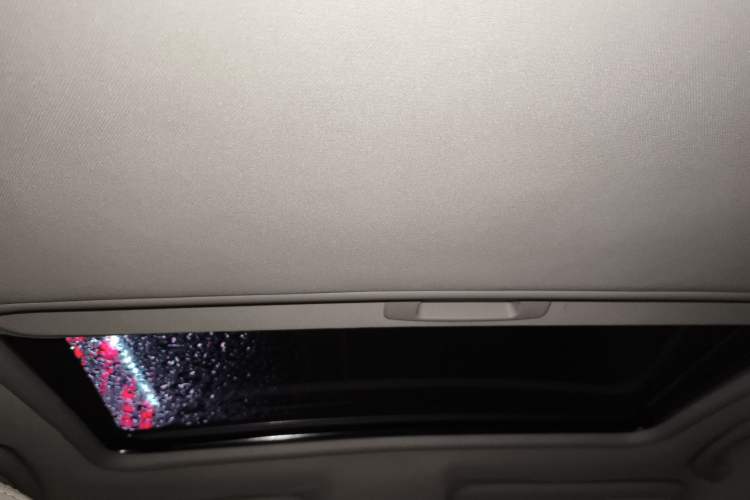 Used Citroen C5 2013 2.3L Automatic Zunyu Model Headliner