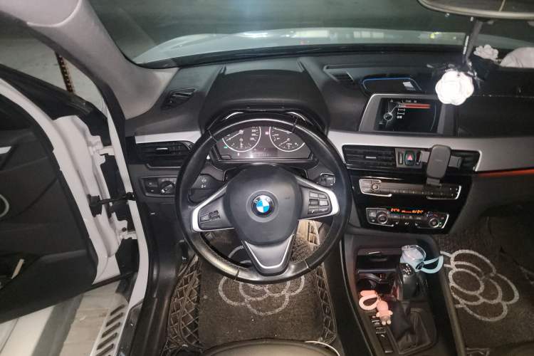 Used BMW X1 2016 sDrive18Li Premium Edition
