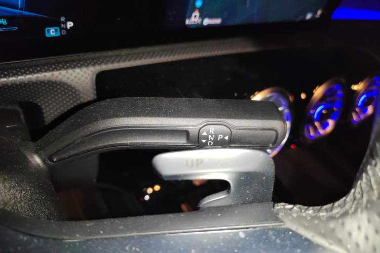 Used Mercedes-Benz CLA AMG 2024 AMG CLA 35 4MATIC Gear Lever