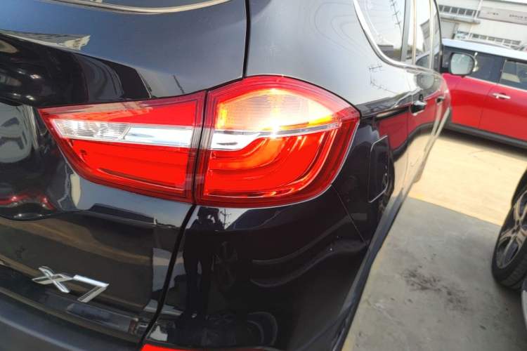 Used SWM X7 2020 2.0L Manual Comfort Version 7 Seats
