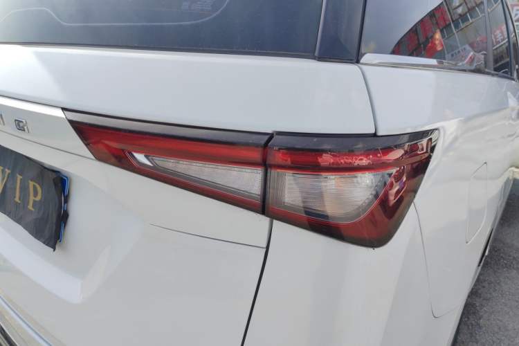 Used Wuling Jiachen 2022 1.5T Manual Comfort & Dynamic Version
