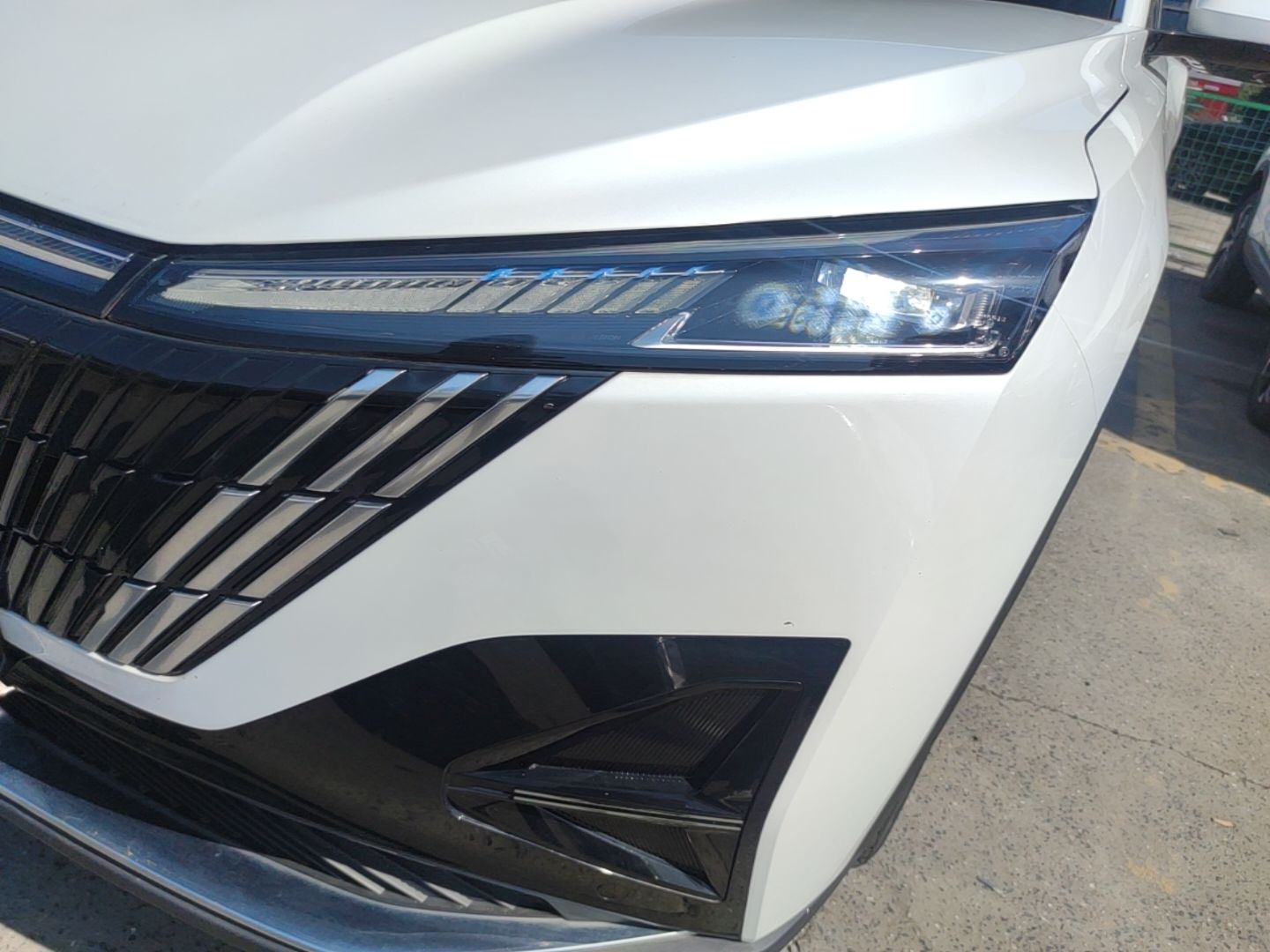 Dongfeng Aeolus Mage 2023 1.5T Luxury Edition — снимка 8