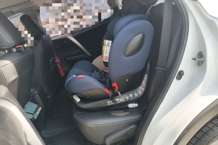 Used Toyota RAV4 2019 2.0L CVT Two-Wheel Drive Pioneer Edition China VI Standard