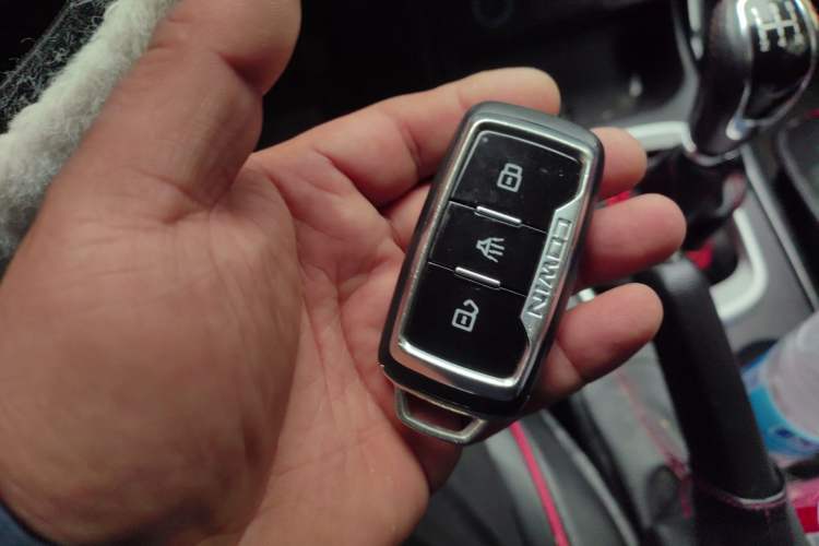 Used Cowin X3 2017 1.6L Manual Enthusiast Edition China V Standard