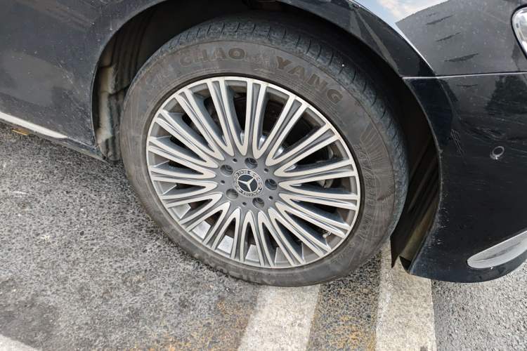 Used Mercedes-Benz E-Class 2021 Restyled E 300 L Luxury Edition
