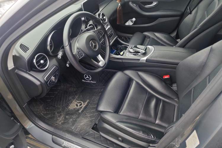 Used Mercedes-Benz C-Class 2017 Facelift C 200 L Sport Edition
